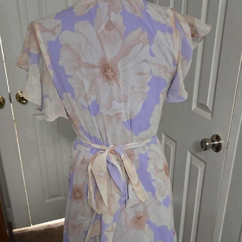 Hutch Asymmetrical Dress in Lavender and Cream - Picture 3 of 8